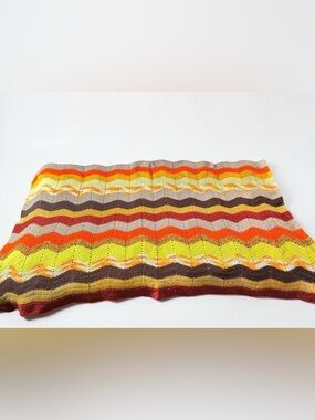 Vintage Crochet Chevron Blanket 55x33 Retro Stripe Lap Throw